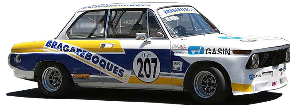 Side View of Bonnet Hood for BMW 2002 Racing on vehicle. Made from 1st grade FRP (reinforced fiberglass)
