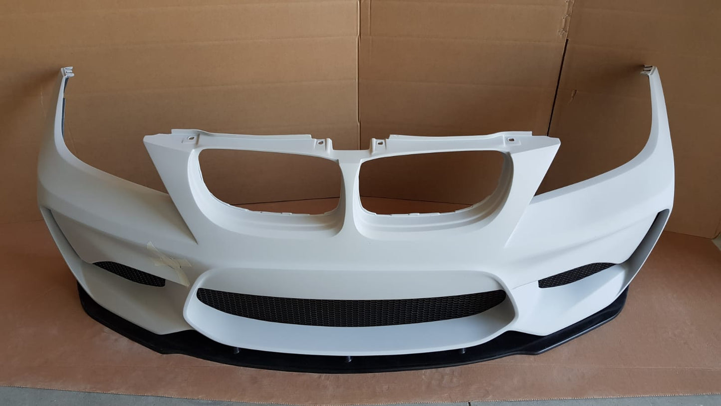 Front View of Front Bumper for BMW 3 Series E90/E91 LCI M2 Look. Supplied with high quality ABS Honeycomb Mesh Grill. Made from 1st grade FRP