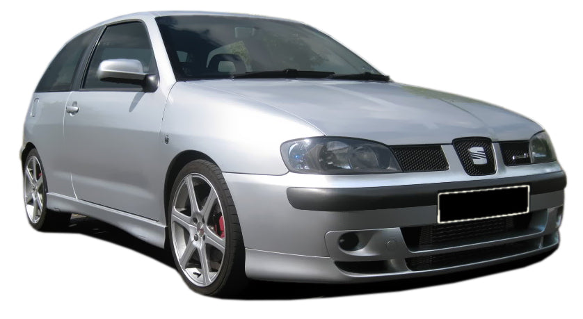 Front view of a silver Seat Ibiza 2000 equipped with a Cupra Look front bumper, featuring integrated fog lights, a wide lower grille, and sporty side skirts for an upgraded exterior styling.