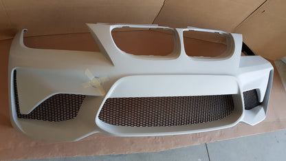 Side View of Front Bumper for BMW 3 Series E90/E91 LCI M2 Look. Supplied with high quality ABS Honeycomb Mesh Grill. Made from 1st grade FRP