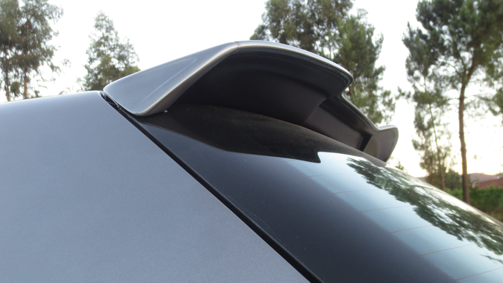 Side View of Roof Spoiler for Audi A3 8L RS3 Look on vehicle. Made from 1st grade FRP (reinforced fiberglass)