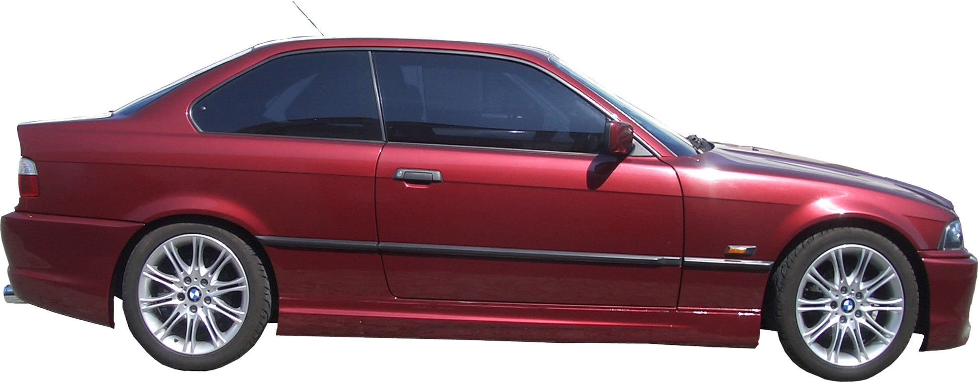 Side View of Side Skirts for BMW 3 SERIES E36 COUPE PACK M Look on vehicle. Made from 1st grade FRP (reinforced fiberglass)