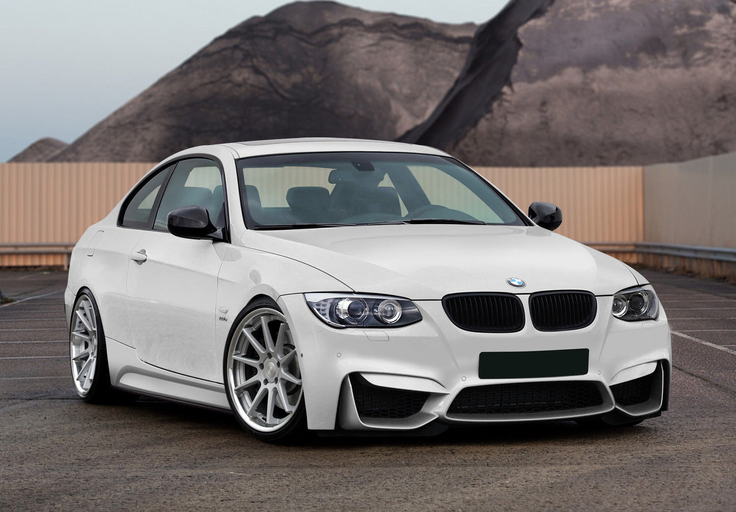 FRONT BUMPER BMW 3 SERIES E92/E93 LCI COUPE M4 LOOK
