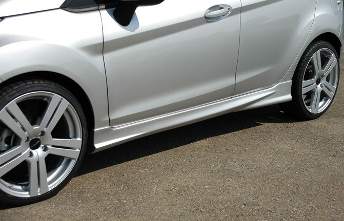 Side View of Side Skirts for Ford Fiesta MK6 FR Style on vehicle. Made from 1st grade FRP (reinforced fiberglass)