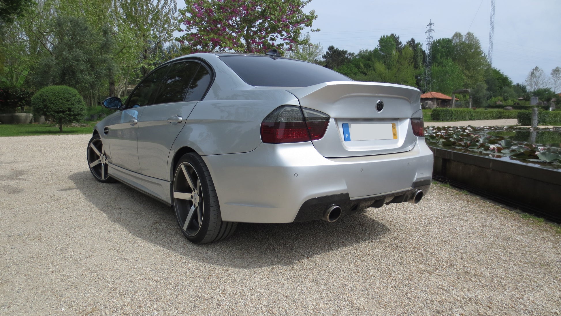 Back View of Rear Trunk for BMW 3 Series E90 PRE-LCI FR Style on vehicle. Made from 1st grade FRP (reinforced fiberglass)