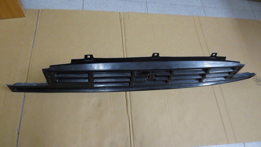 FRONT GRILL RENAULT SUPER 5 GT TURBO PH1