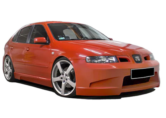 Front View of Side Skirts for Seat Leon Unlimited on vehicle. Made from 1st grade FRP (reinforced fiberglass)